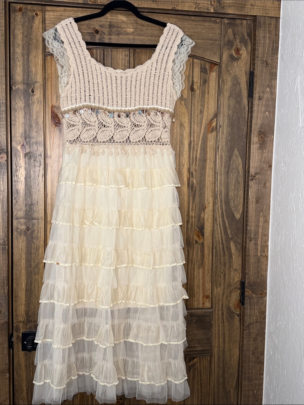 POL Cream Crochet Bodice Tiered Maxi Dress